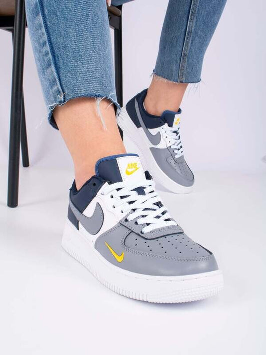 Nike Air Force 1 '07