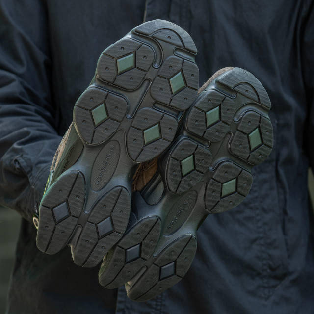 New Balance 9060 "Beef and Broccoli"