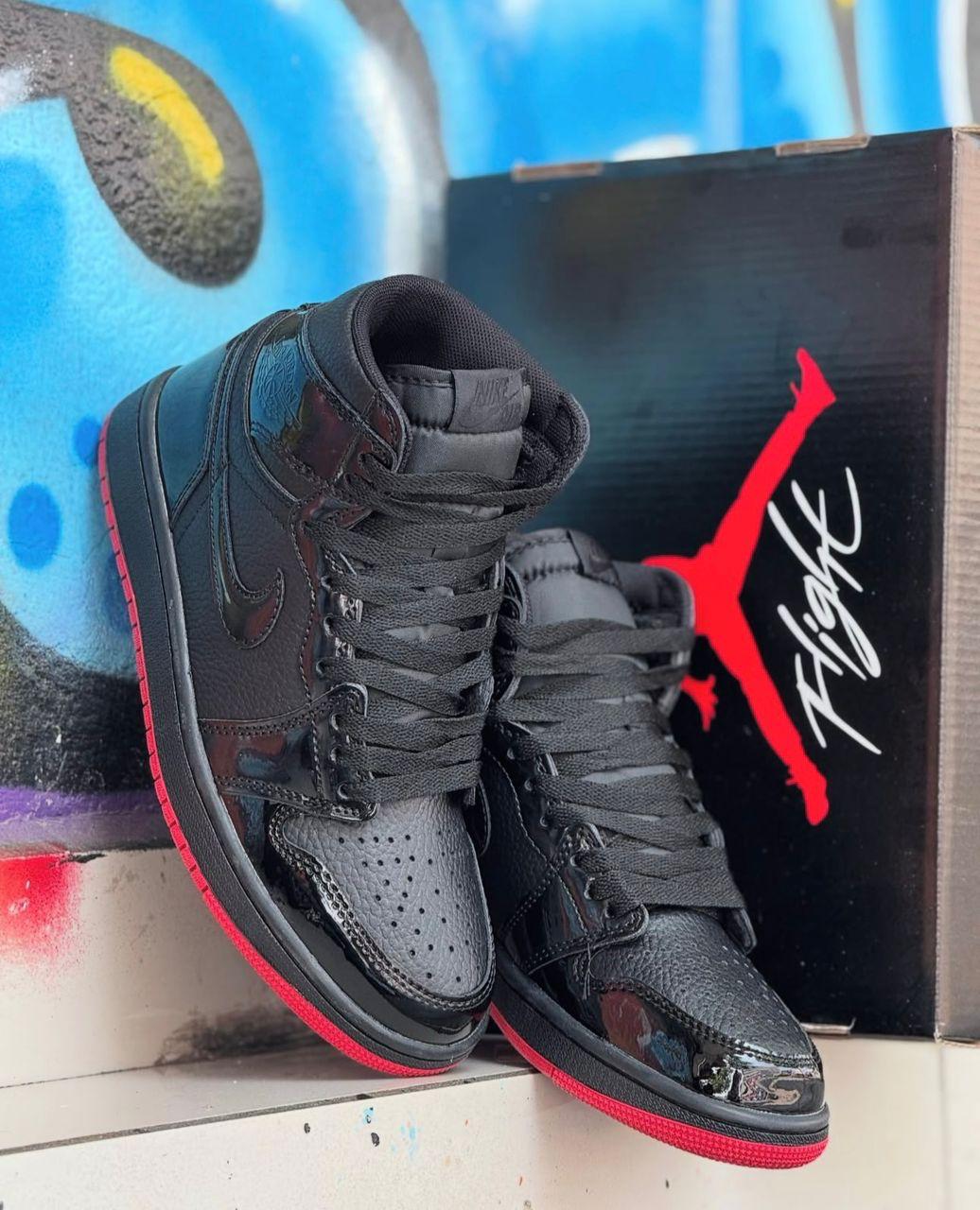 NIKE AIR JORDAN 1 RETRO HIGH OG